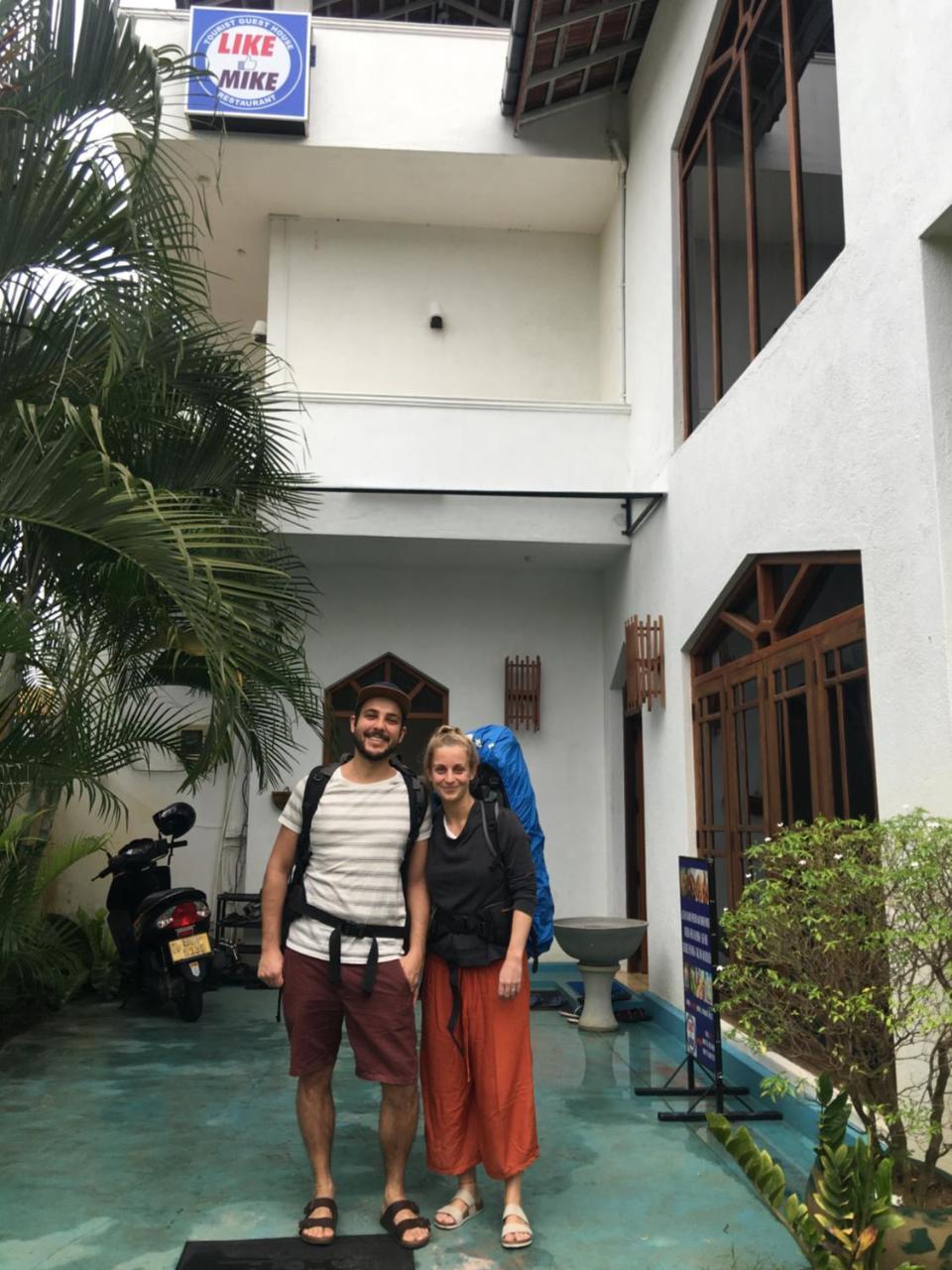 Like Mike Tourist Guest House & Restaurant Negombo Kültér fotó