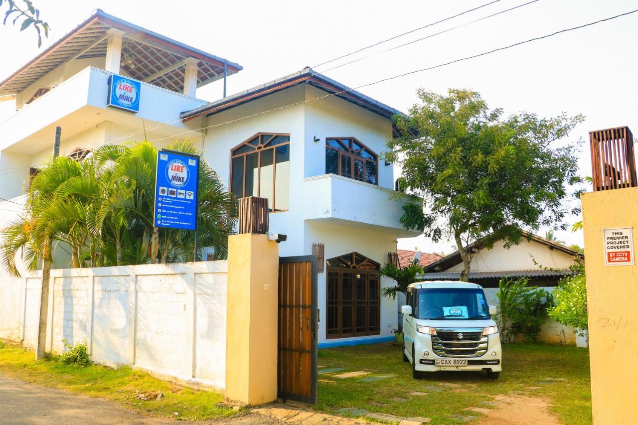 Like Mike Tourist Guest House & Restaurant Negombo Kültér fotó